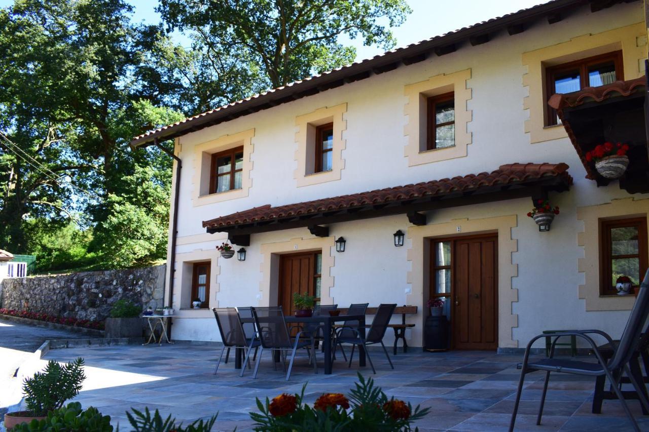 Apartamentos Rurales La Taberna Matienzo Exterior photo